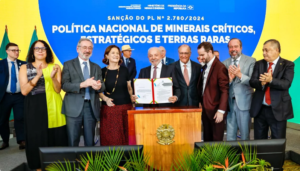 Governo sanciona marco legal dos minerais críticos